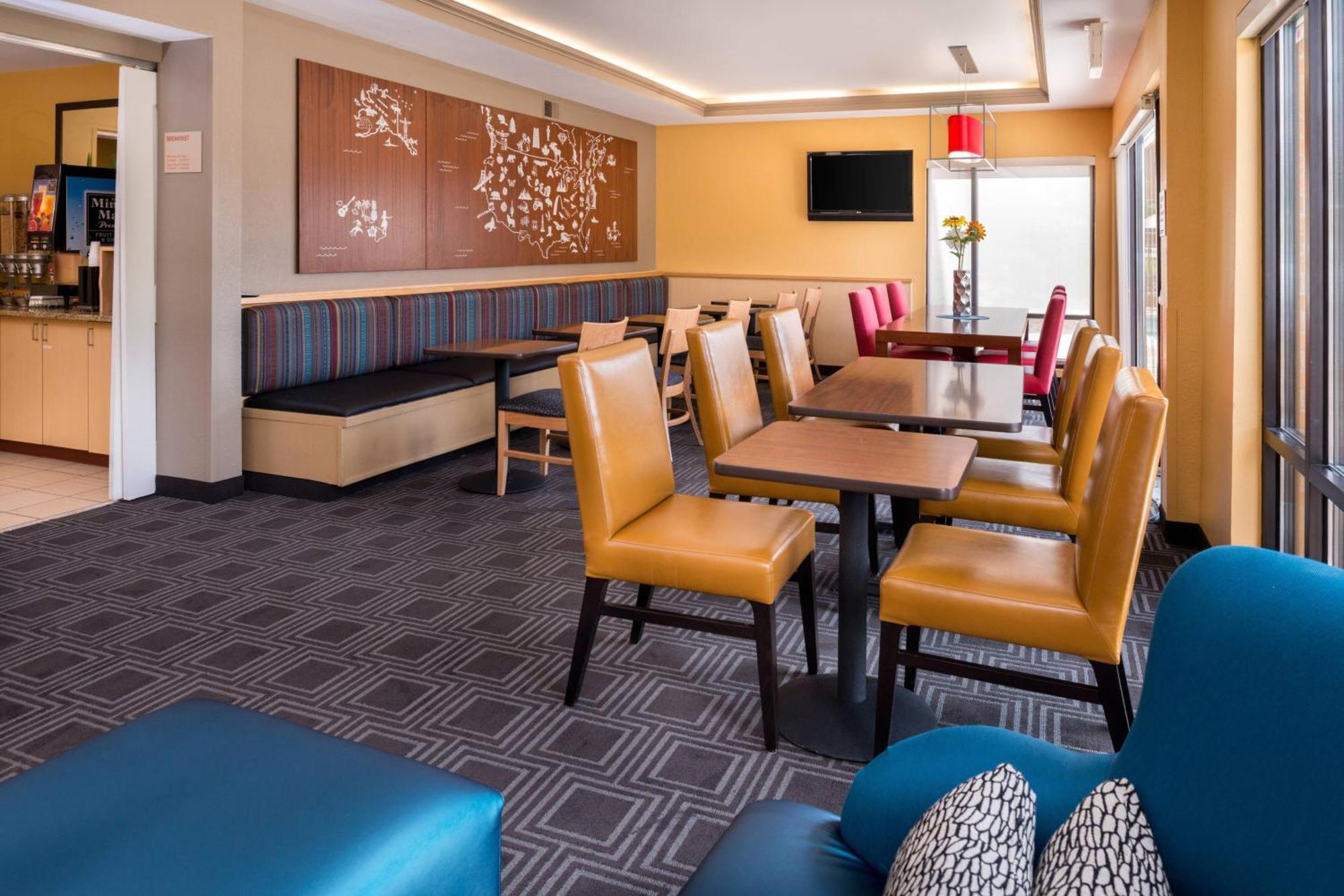 Towneplace Suites Huntington Luaran gambar
